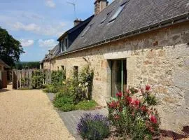 Lovely holiday cottage in Neulliac