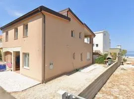 Apartments with parking space Vir - 25155