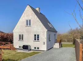 2 Bedroom Awesome Home In Faaborg