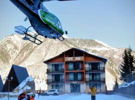 Kakhri Resort, hotel u gradu Mestija