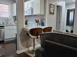 Spacious Suite Two King Beds Modern and Relaxing!