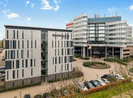 Residence Inn by Marriott Amsterdam Schiphol Airport โรงแรมในบาดโฮเวอดอร์ป