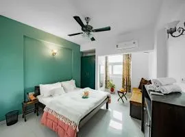 The Penthouse by The StayCationer with Party Room and Theatre