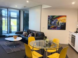 Newcastle Beach Escape-prices slashed till Dec26, hotel a Newcastle