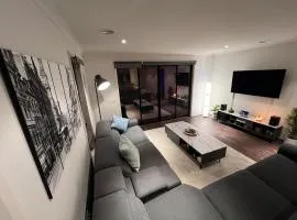 Cosy Family Home Entire Home