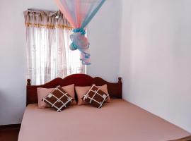 Shan Inn Midigama, hotel i Midigama East