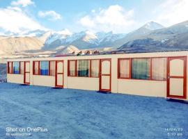 Mystic Mountains Cottage Pangong, hotel i Spangmik