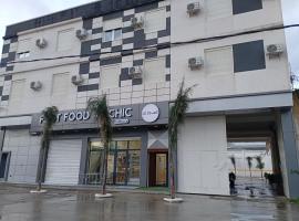 Hostel le Chic SKIKDA, viešbutis mieste Matriouene