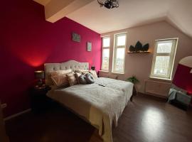 - LUXUS-OASE - Massagesessel, Wasserblick & Sky TV, Hotel in Uelzen