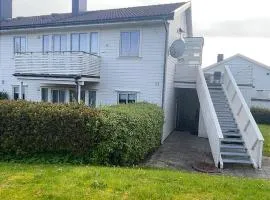 Great apartment near the lake, in a nice area, and centrally located