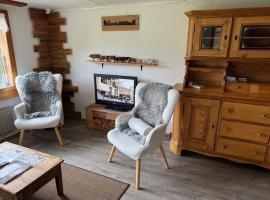 Enzian 4 Zi Ferienwohnung in Landhaus, hotel a Frutigen