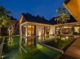Luxury 4BR villa 10 min to Ubud center AJV