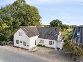 Cosy And Modern House In Peaceful Setting, Hotel in Otterup