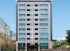 CHECK inn SELECT Taipei NeiHu