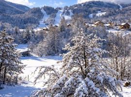 Appartement 4 couchages avec terrasse, готель у місті Ансель