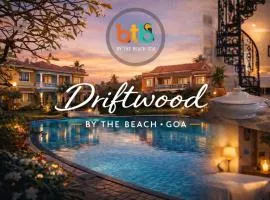 Driftwood By The Beach Goa