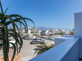 Luxury 2-Bedroom Apartment, Eden on the Bay, hotel a Big Bay