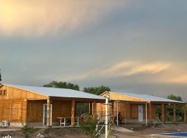 Cabañas Finca Don Tulio - Valle de Ullum – hotel w mieście Ullún