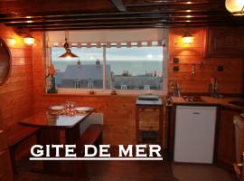 Gite De Mer, семейный отель в городе Виллервиль