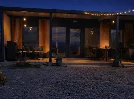 Razgledna Oaza-VIEW OASIS,Holiday Home on Mađerka Hill