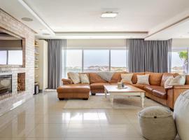 Melkbos Beachfront Villa, hotel i Cape Town