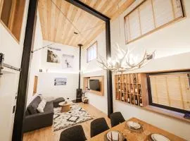 Chalet Charm - Private Mountain Retreat with Sauna, Jacuzzi & Kids Playroom