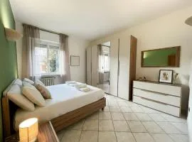 Green Apartment - 1 Camera Living Self check-in