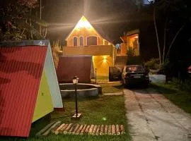 Chalezinho amarelo ipiabas