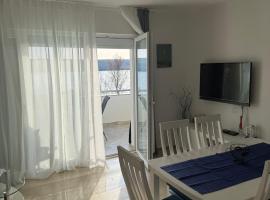 Apartment Perla, hotel u gradu Dinjiška