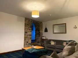 Meadowhead Cottage, Traditional Scottish Cottage