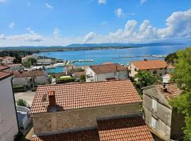 Gordana's place with a sea view