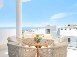 Luxury Apartment Higueron