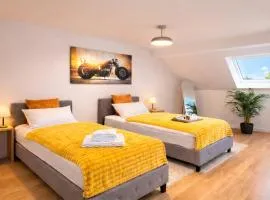 NewCityHome-3 Zi-Spacious Apartment Harley - Kaßberg - priv Parking