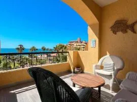 Gorgeous Third-Level Condo Princesa D-308