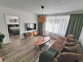 Štýlový apartmán v najlepšej lokalite, khách sạn ở Nitra