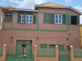 Chalé Quitxiba, Hotel in São Tomé