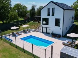 Villa MILA by Villas Guide