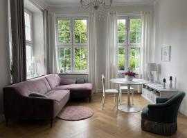 W zaciszu Pałacu, hotel i Trzcinica