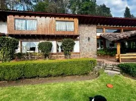 Rustic Escape Between Valle & Avándaro