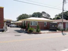 E & E Motel