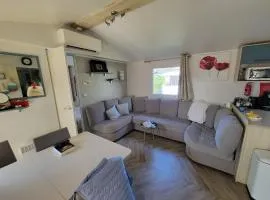 MH203 3chambres dont suite parentale et 2 salles de bain dans camping 4 étoiles