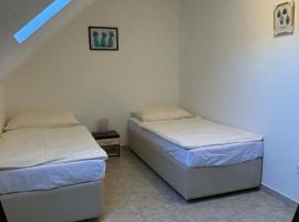 Ubytovna u Maiky, viešbutis mieste Libochovice