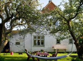 Torrig में, होटल Former Railway Worker's House By Kragenæs Harbour