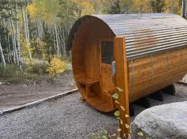 Monarch Crest Chalet- Sauna and Pet Friendly