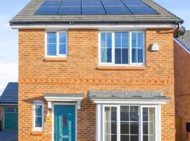 Mantons Living - Spacious 4 Bedroom Contractor & Corporate House