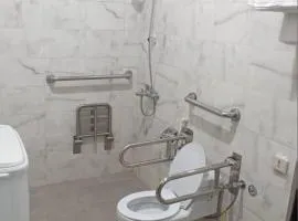 أماسي الحزم للشقق المخدومة شقة لذوي الاحتياجات الخاصة رقم 100