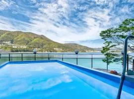 Geoje Theview Kids Poolvilla