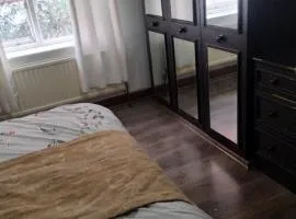 Room 3, 34 Morris Road E14