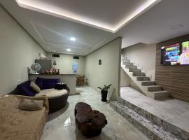 Casa para temporada com Piscina, Hotel in Palmeiras