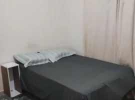 Quarto casal com banheiro